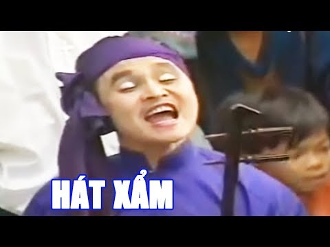 Bà Con Cô Bác Anh Chị Vây Quanh Khi Xuân Hinh Ngẫu Hứng Hát Xẩm