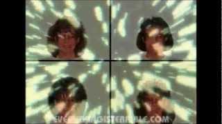 Com Truise - Sundriped