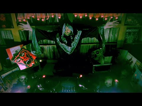 Something Funky and Haunted (DJ Frane's Halloween vinyl mix)