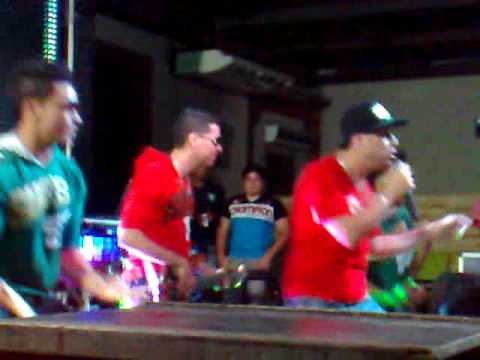 RENNY EA GALERA FESTA DOS MCS