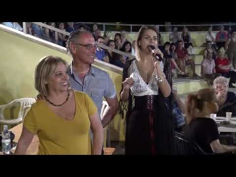 Stornelli in mezzo al pubblico - www.stornelli.it