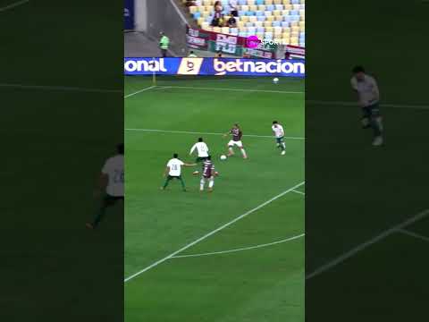 ISSO É PAULO HENRIQUE GANSO. ELE DITA O RITMO E COMANDA O TIME 👏🏽🇭🇺🎩#shorts