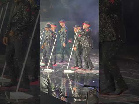 Candy Girl ..New Edition (LIVE) Ronnie Bobby Ricky Mike & Ralph #NewEdition #CandyGirl