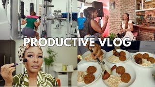 Productive Day as a Stay-at-Home Mom | Cleaning, Hosting & PR Unboxing