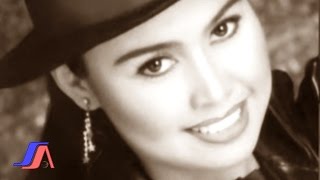 Download lagu Hesty Damara - Cinta Rahasia mp3 Download lagu Hesty Damara - Cinta Rahasia mp3