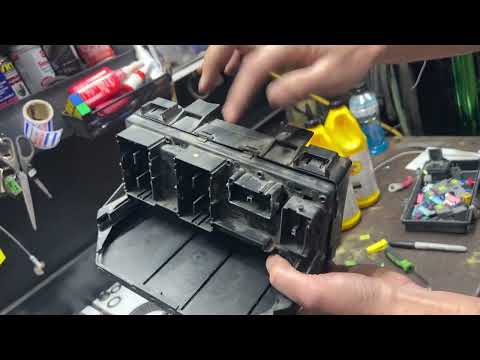 2012 Dodge RAM 1500 5.7L TIPM Issues, Corrosion, Electrical Problems