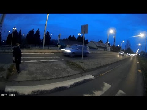 Segítek a zebránál - Helping out at the zebra crossing