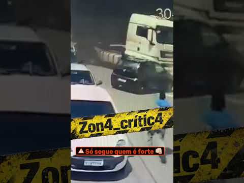 O que você faria nessa situação? Deixe seu comentário!#AcidenteDeTrem #Carandaí #MinasGerais