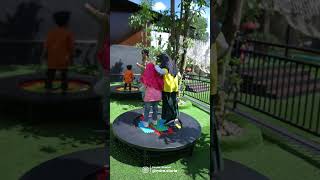 Download lagu Lompat Lompat Lompat! Trampolin di The Nice Park Bandung #wisataanak #playground mp3