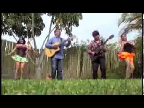 LOS RUNAS   MUJER INTERESADA - VÍDEO OFICIAL