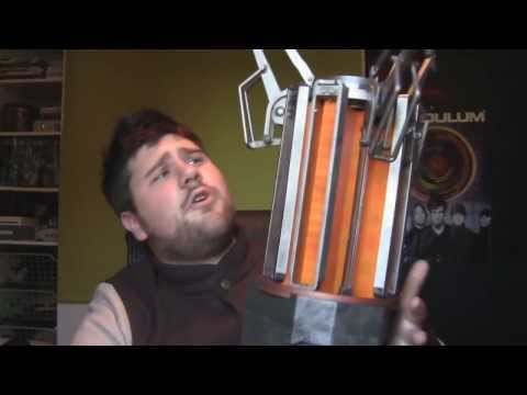 NECA Gravity Gun Replica Quick-Look