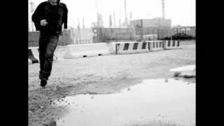 Le Luci Della Centrale Elettrica - Nei Garage a Milano Nord ( Demo )