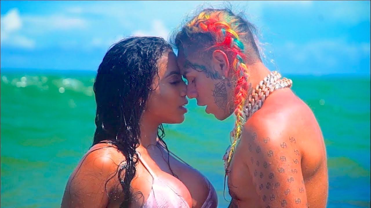 6ix9ine ft Anuel AA – “BEBE”