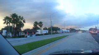 preview picture of video 'Broward County Florida wall cloud September 7, 2012 (2 of 3)'