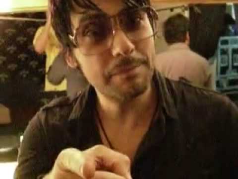 Beto Cuevas me manda saludos