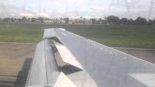 Download lagu Landing in Jakarta Airport. Batavia Air Boeing 737-300 mp3