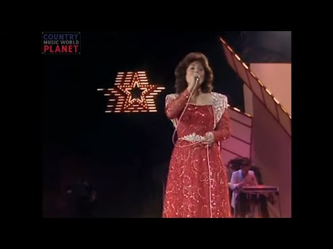 Loretta Lynn LIVE 1985 !! Full Show