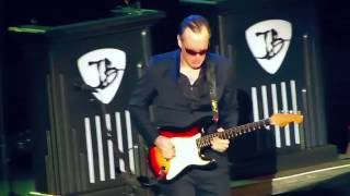 Joe Bonamassa plays Clapton ~Motherless Child 7/19/16