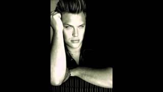 Giles singing Loving You from Sondheim’s Passion