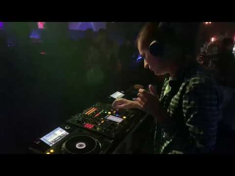 Dj Alex Wave Play to Biggi Afterparty Club