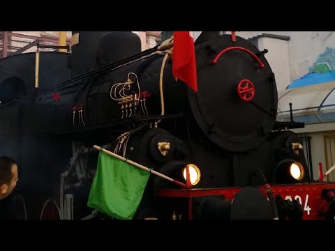 Video del mio amico Mario Crocicchio  fatto il 19/12/2015 al Dopolavoro Ferroviario di Paola.