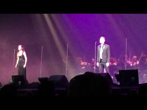 Emilien Marion and Anne-Marine Suire sing All I ask of you of The Phantom of the Opera