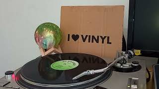 Amber - Hold My Body Tight  (Eurodance)