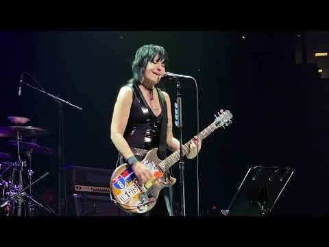 Joan Jett - I Hate Myself For Loving You - HD Audio - Live Front Row - 2023