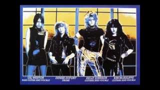 Girlschool - Live With Me (1982 - Rolling Stones cover)