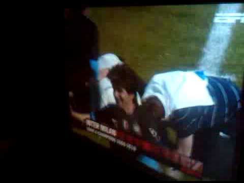 Ultimi 3 minuti di Siena Inter 0-1 16/05/2010 in Fat Boys, Brussels - Inter Campione d'Italia 2010