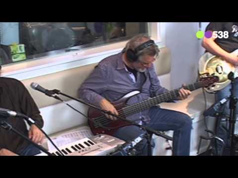 Radio 538: Rob de Nijs - Nog Steeds Geen Rock & Roll (live bij Evers Staat Op)