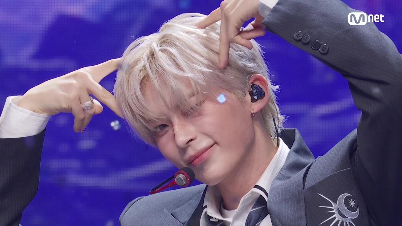 성한빈 - UNDEAD #엠카운트다운 EP.950 | Mnet 261022 방송