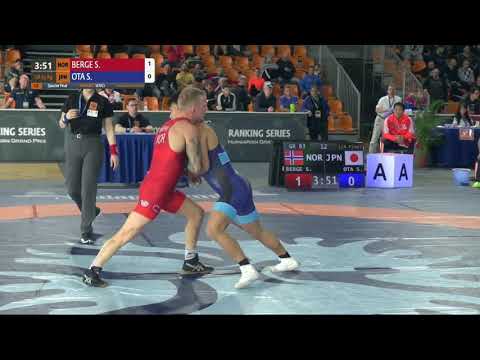 1/4 GR - 63 kg: S. BERGE (NOR) v. S. OTA (JPN)