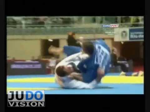 JUDO 2010 GS Rio de Janeiro: Keiji Suzuki 鈴木桂治 (JPN) - Janusz Wojnarowicz (POL)