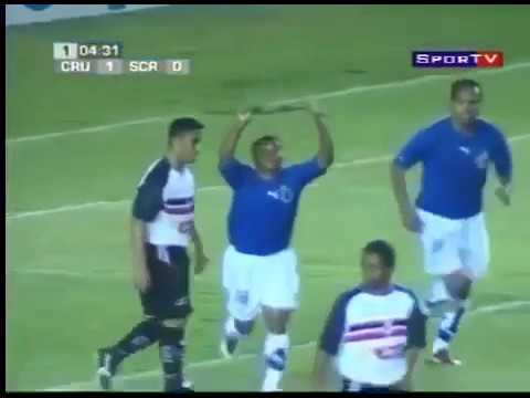 Carlinhos Bala (Cruzeiro) - 06/08/2006 - Cruzeiro 3x3 Santa Cruz - 1 gol