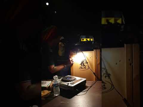 Speng Bond - Open the Borders played by King Shiloh @ Dub Station festival + afrikan simba
