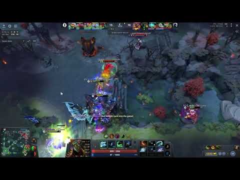 medusa with just manta style can tank 4 heroes