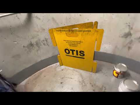 Amazing Otis Traction Elevator Machine Room (Lower Mid Rise)