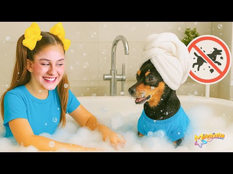 MILI'S FIRST BATH in my BATHTUB