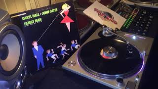 Daryl Hall + John Oates– Family Man (New Extended Dance Mix) VINYL COLLECTION