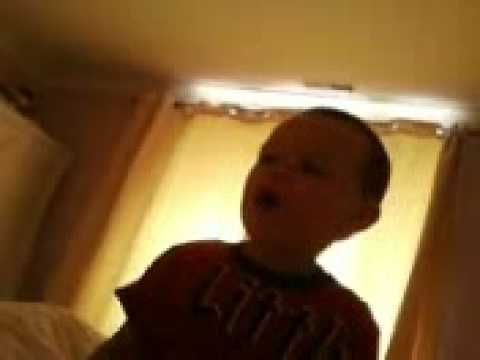 Calum singing twink twinks