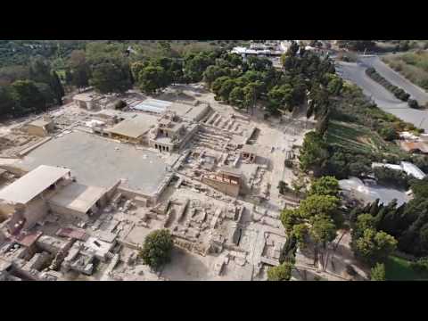 Το Παλάτι της Κνωσού The Palace of Knossos