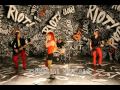 Paramore - Misery Business studio vocal track + ...