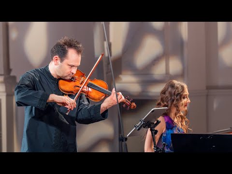 Janusz Wawrowski & Aleksandra Świgut: Grażyna Bacewicz - Oberek