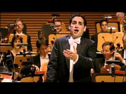 LA DONNA E MOBILE BY JUAN DIEGO FLOREZ AND GUSTAVO DUDAMEL - WALT DISNEY CONCERT HALL 2010