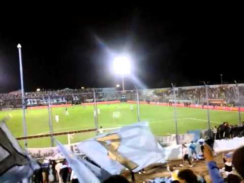 "HINCHADA DE TEMPERLEY VS QUILMES (ULTIMO MINUTO) 2016" Barra: Los Inmortales &bull; Club: Temperley