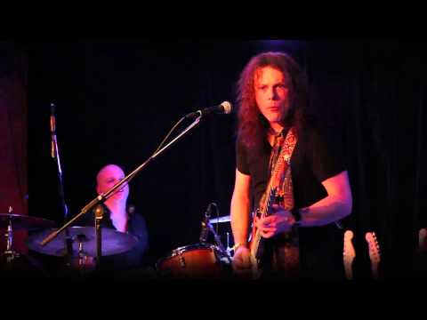 Anthony Gomes - I Can't Quit You - Live Hugh's Room 2013