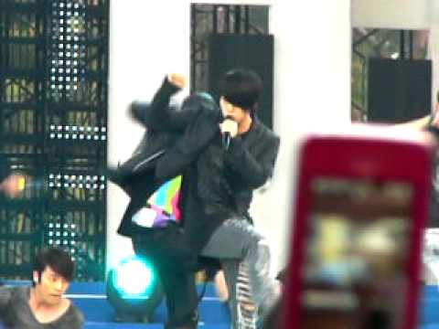 [Fancam] 100519 Super Junior 'Bonamana' @ 3D Concert
