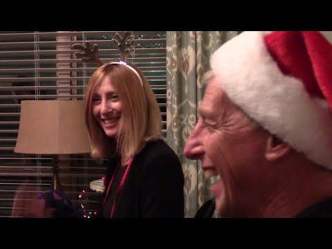 Christmas 2020 – Close-Up Magic Show (3)