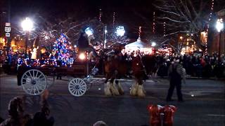 preview picture of video 'Christmas Parade Lebanon, Ohio December 7th 2013'